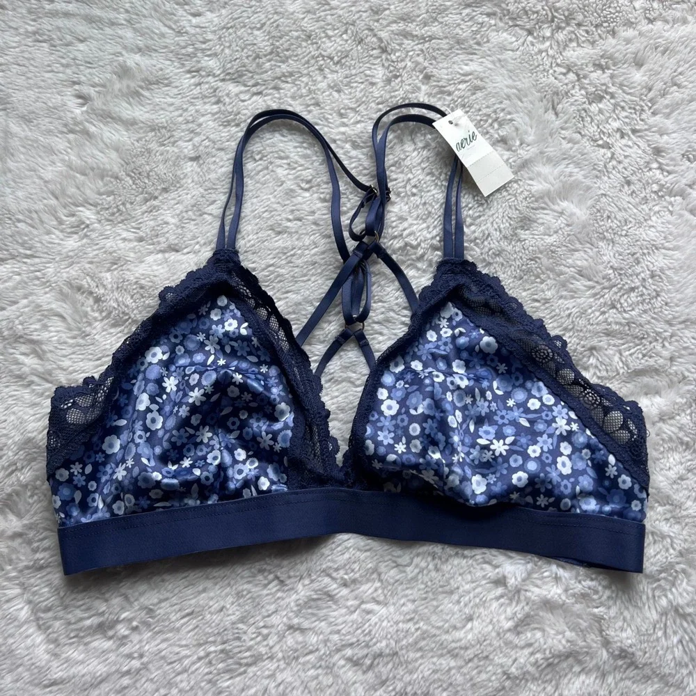 Aerie Women's Navy Blue Floral Lace Strappy Bralette Size Medium NWT 3316-437